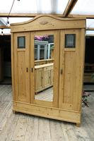 Fabulous Old Pine Triple 'Knock Down' Arts & Crafts Wardrobe (2 of 11) Fabulous Old Pine Triple 'Knock Down' Arts & Crafts Wardrobe (2 of 11)
