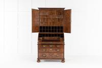 17th Century William & Mary Walnut Bureau Cabinet (6 of 13) 17th Century William & Mary Walnut Bureau Cabinet (6 of 13)
