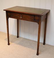 Small Proportioned Edwardian Oak Writing Desk (4 of 10) Small Proportioned Edwardian Oak Writing Desk (4 of 10)