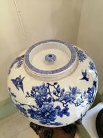 Extremely Rare Pair of Meiji Period Japanese Blue & White Ginger Jars (8 of 12) Extremely Rare Pair of Meiji Period Japanese Blue & White Ginger Jars (8 of 12)