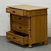 Waxed Old Pine Chest of Drawers c.1920 (3 of 4) Waxed Old Pine Chest of Drawers c.1920 (3 of 4)
