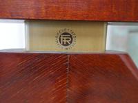 Italian Art Deco Gentleman’s Floor standing Suit Hanger by Brevettato (4 of 5) Italian Art Deco Gentleman’s Floor standing Suit Hanger by Brevettato (4 of 5)