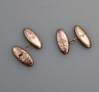Boxed Pair of 9ct Gold Engraved Cufflinks c.1916 (3 of 8) Boxed Pair of 9ct Gold Engraved Cufflinks c.1916 (3 of 8)