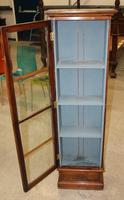 1900s Mahogany One Door Collectors Cabinet (2 of 5) 1900s Mahogany One Door Collectors Cabinet (2 of 5)