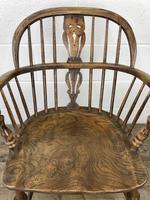 Pair of Antique Windsor Armchairs (5 of 9) Pair of Antique Windsor Armchairs (5 of 9)