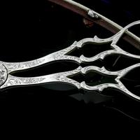 Antique Victorian Solid Silver Grape Scissors with Fine Engravings - John Gilbert 1865 (11 of 13) Antique Victorian Solid Silver Grape Scissors with Fine Engravings - John Gilbert 1865 (11 of 13)
