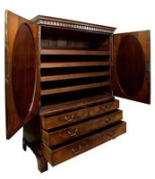 George III Mahogany Linen Press (5 of 9) George III Mahogany Linen Press (5 of 9)