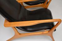 Pair of Vintage Leather Armchairs in the Manner of Vladimir Kagan (10 of 15) Pair of Vintage Leather Armchairs in the Manner of Vladimir Kagan (10 of 15)