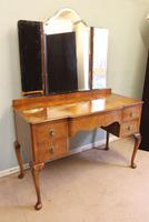 Antique Burr Walnut, Triple Mirror Shaped Dressing Table (6 of 12) Antique Burr Walnut, Triple Mirror Shaped Dressing Table (6 of 12)