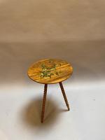 Painted Italian Lamp Table (5 of 6) Painted Italian Lamp Table (5 of 6)