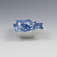 Caughley Porcelain Large Leaf Shaped Pickle Dish Fisherman Pattern c.1780 (6 of 9) Caughley Porcelain Large Leaf Shaped Pickle Dish Fisherman Pattern c.1780 (6 of 9)