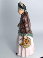 Royal Doulton 'Orange Lady' Balloon Seller (6 of 7) Royal Doulton 'Orange Lady' Balloon Seller (6 of 7)