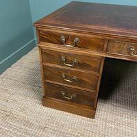 Large Quality Antique Mahogany Pedestal Desk (6 of 8) Large Quality Antique Mahogany Pedestal Desk (6 of 8)
