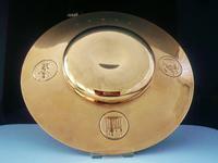 Rare 9ct Gold Tower of London Armada Dish, Number 8 of 9 made (7 of 11) Rare 9ct Gold Tower of London Armada Dish, Number 8 of 9 made (7 of 11)