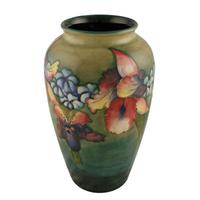 William Moorcroft Pottery Vase (2 of 7) William Moorcroft Pottery Vase (2 of 7)