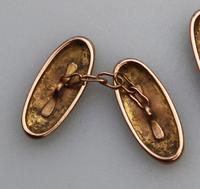Boxed Pair of 9ct Gold Engraved Cufflinks c.1916 (6 of 8) Boxed Pair of 9ct Gold Engraved Cufflinks c.1916 (6 of 8)