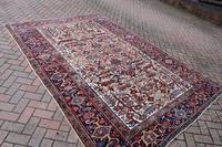 Old Heriz Carpet 309x214cm (2 of 9) Old Heriz Carpet 309x214cm (2 of 9)