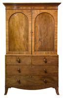 19th Century Mahogany Linen Press with Shelves & Drawers (2 of 6) 19th Century Mahogany Linen Press with Shelves & Drawers (2 of 6)