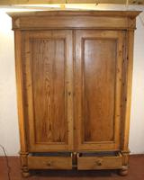 1900s Quality Country Pine 2 Door Wardrobe with Drawers (4 of 5) 1900s Quality Country Pine 2 Door Wardrobe with Drawers (4 of 5)