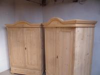 Pair of Antique Pine Arch Top 1 Panel Knockdown Wardrobes to wax / paint (2 of 12) Pair of Antique Pine Arch Top 1 Panel Knockdown Wardrobes to wax / paint (2 of 12)