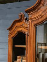 Wonderful French Walnut Bookcase or Cabinet (11 of 25) Wonderful French Walnut Bookcase or Cabinet (11 of 25)