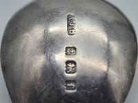 Six Silver Teaspoons (7 of 11) Six Silver Teaspoons (7 of 11)