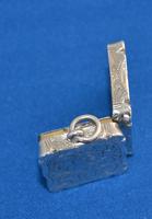 Victorian Silver Vinaigrette (6 of 6) Victorian Silver Vinaigrette (6 of 6)