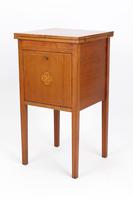 Small Mahogany & Inlaid Chess Top Games Table (2 of 13) Small Mahogany & Inlaid Chess Top Games Table (2 of 13)