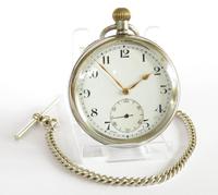 1930s Revue Pocket Watch & Chain (2 of 4) 1930s Revue Pocket Watch & Chain (2 of 4)