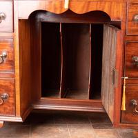 Mahogany Kneehole Desk With Brushing Slide (8 of 17) Mahogany Kneehole Desk With Brushing Slide (8 of 17)