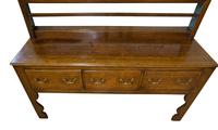 A beautiful 18th Century Oak Dresser. (3 of 8) A beautiful 18th Century Oak Dresser. (3 of 8)