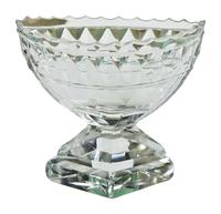 A Set of Pretty Cut Glass Salts (4 of 4) A Set of Pretty Cut Glass Salts (4 of 4)