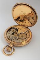 Antique 1920s Swiss Pocket Watch (3 of 5) Antique 1920s Swiss Pocket Watch (3 of 5)