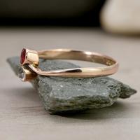 The Vintage 1922 White & Red Stone Gold Ring (3 of 4) The Vintage 1922 White & Red Stone Gold Ring (3 of 4)