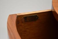 Antique Burr Walnut Kidney Shaped Desk or Dressing Table by Waring & Gillows (5 of 12) Antique Burr Walnut Kidney Shaped Desk or Dressing Table by Waring & Gillows (5 of 12)