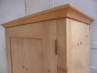 Plain 1 Door Victorian Antique Pine Kitchen / Food Cupboard to wax / paint (6 of 8) Plain 1 Door Victorian Antique Pine Kitchen / Food Cupboard to wax / paint (6 of 8)
