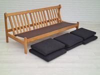 Danish Design by Børge Mogensen, Sofa Model 217, Completely Reupholstered 1970s, Furniture Wool, Oak (11 of 13) Danish Design by Børge Mogensen, Sofa Model 217, Completely Reupholstered 1970s, Furniture Wool, Oak (11 of 13)