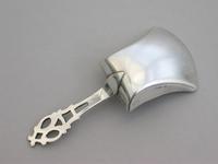 Victorian Silver Caddy Spoon With Gothic Style Pierced Handle by Hilliard & Thomason, Birmingham 1886 (7 of 9) Victorian Silver Caddy Spoon With Gothic Style Pierced Handle by Hilliard & Thomason, Birmingham 1886 (7 of 9)