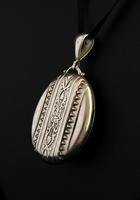 Antique Victorian Silver Locket, Aesthetic Era (6 of 13) Antique Victorian Silver Locket, Aesthetic Era (6 of 13)