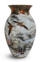 Meiji Period Kutani Vase Decorated with Water Birds (2 of 5) Meiji Period Kutani Vase Decorated with Water Birds (2 of 5)