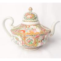 19th Century Cantonese Femille Rose Large Tea Pot (3 of 12) 19th Century Cantonese Femille Rose Large Tea Pot (3 of 12)