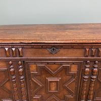 17th Century Oak Geometric Moulded Antique Coffer (4 of 7) 17th Century Oak Geometric Moulded Antique Coffer (4 of 7)