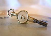 Antique Pocket Watch Chain Fob 1890s Brass & Steel Swivel Key Size 7 (2 of 8) Antique Pocket Watch Chain Fob 1890s Brass & Steel Swivel Key Size 7 (2 of 8)