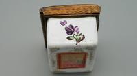 Beautiful 18th Century Georgian Bilston Battersea Enamel Patch Box c.1750 (6 of 8) Beautiful 18th Century Georgian Bilston Battersea Enamel Patch Box c.1750 (6 of 8)