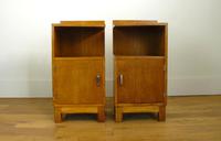 Pair of Golden Oak 1930s Bedside Cabinets by Heals (3 of 8) Pair of Golden Oak 1930s Bedside Cabinets by Heals (3 of 8)