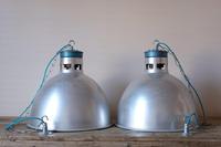 Aluminium industrial lights from Simplex Lighting Ltd. With a label stating model ST400 with serial numbers on all four. (5 of 12) Aluminium industrial lights from Simplex Lighting Ltd. With a label stating model ST400 with serial numbers on all four. (5 of 12)