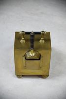 Henry Loveridge Arts & Crafts Brass Coal Scuttle (7 of 15) Henry Loveridge Arts & Crafts Brass Coal Scuttle (7 of 15)