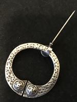 Vintage Scottish Silver Celtic Design Brooch (3 of 4) Vintage Scottish Silver Celtic Design Brooch (3 of 4)