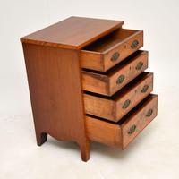 Small Antique George III Mahogany Chest of Drawers (8 of 8) Small Antique George III Mahogany Chest of Drawers (8 of 8)