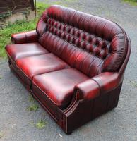 1960s Red Leather Chesterfield Highback Buttoned 3 Seater Sofa (3 of 4) 1960s Red Leather Chesterfield Highback Buttoned 3 Seater Sofa (3 of 4)